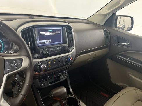Used 2017 GMC Canyon SLT w/ Driver Alert Package AWD/4WD image 29