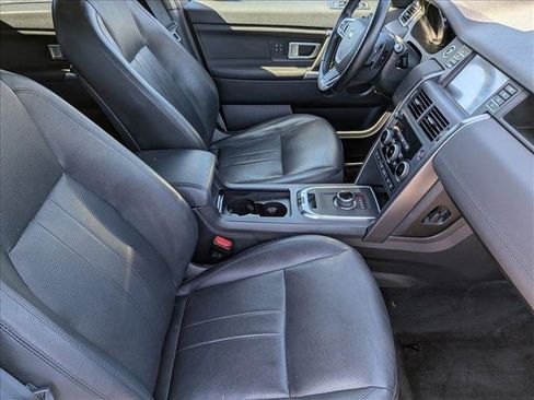 Used 2019 Land Rover Discovery Sport HSE AWD/4WD image 23