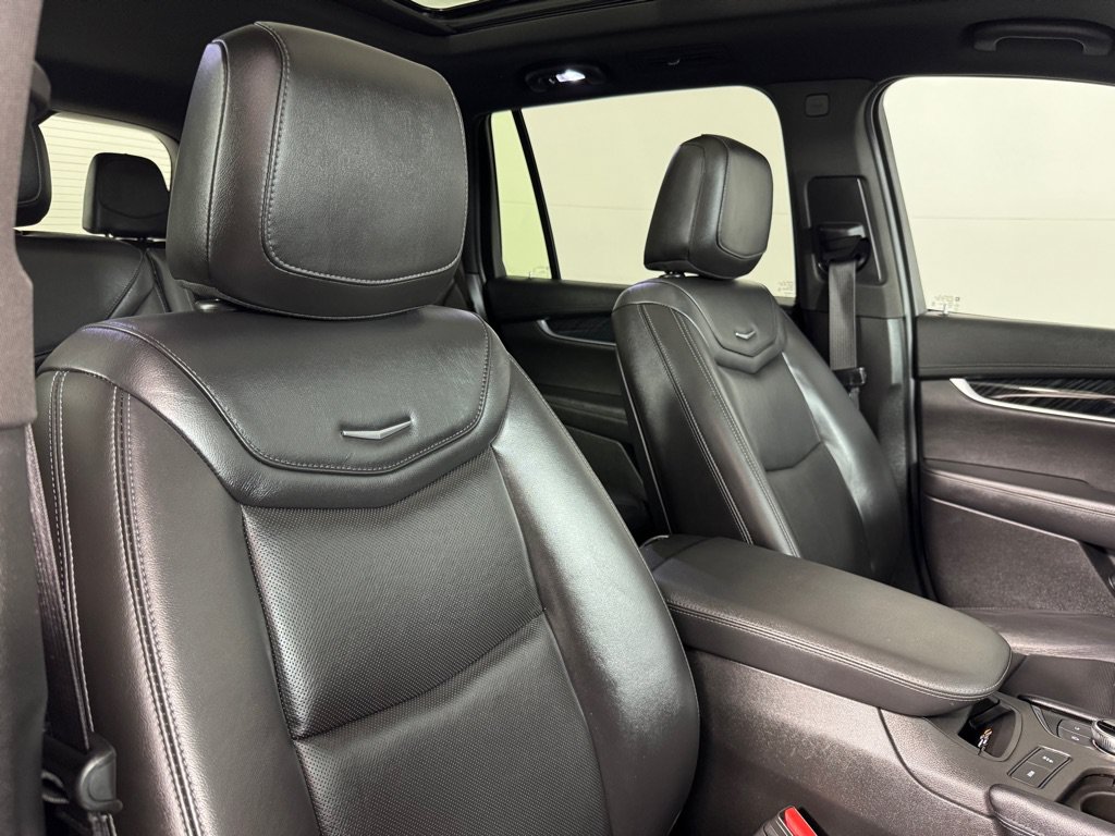 Used 2020 Cadillac XT6 Premium Luxury FWD image 33