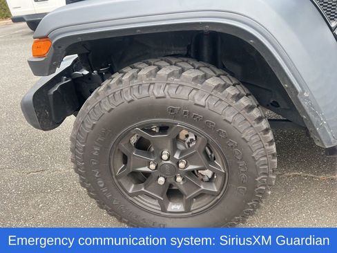 Used 2023 Jeep Wrangler Unlimited w/ Cold Weather Group image 15