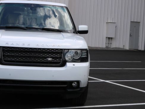 Used 2012 Land Rover Range Rover HSE AWD/4WD image 14