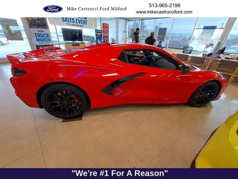Used 2024 Chevrolet Corvette Stingray Preferred Conv w/ Z51 Performance Package image 6