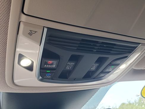 Certified 2024 Acura MDX SH-AWD image 35