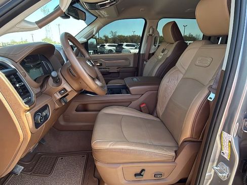 Used 2024 RAM 3500 Limited w/ Towing Technology Group image 11