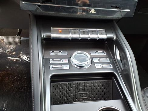 New 2026 Lincoln Nautilus Premier w/ Equipment Group 102A image 19