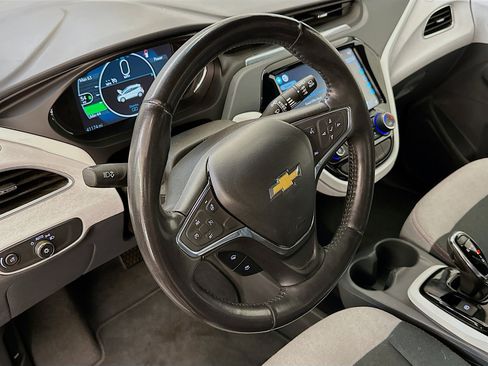 Used 2018 Chevrolet Bolt LT FWD image 18