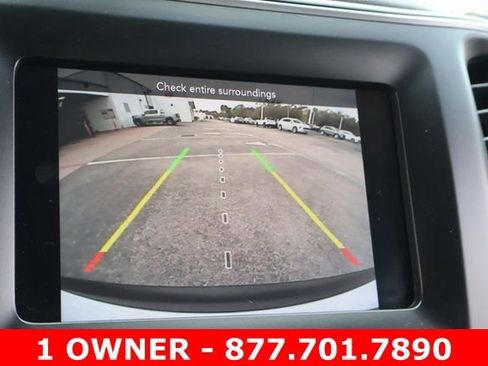 Used 2021 Jeep Cherokee Latitude Plus AWD/4WD image 23