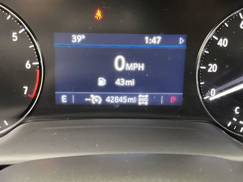 Certified 2023 Buick Envision Preferred w/ Sport Touring Package image 14