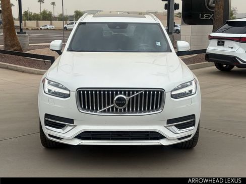 Used 2021 Volvo XC90 T8 Inscription w/ Lounge Package AWD/4WD image 9