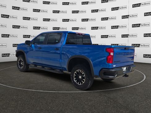 Used 2024 Chevrolet Silverado 1500 ZR2 w/ Technology Package AWD/4WD image 4