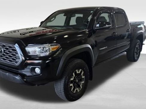Used 2023 Toyota Tacoma TRD Off-Road image 1