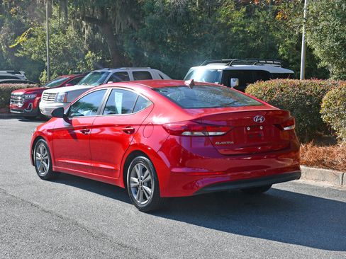Used 2018 Hyundai Elantra Value Edition image 3