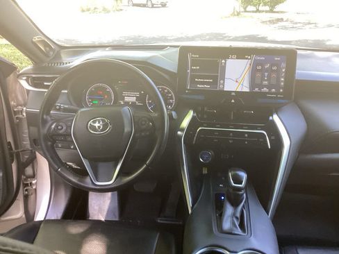 Used 2021 Toyota Venza Limited w/ Advanced Technology Package AWD/4WD image 13