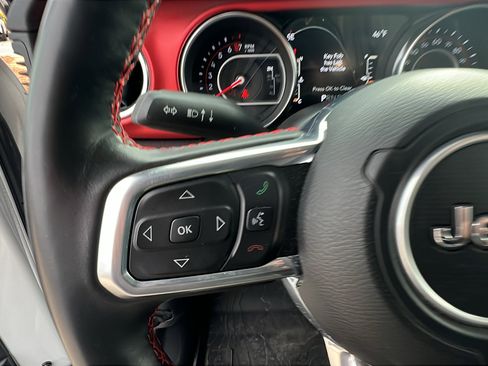 Used 2021 Jeep Wrangler Unlimited Rubicon image 27