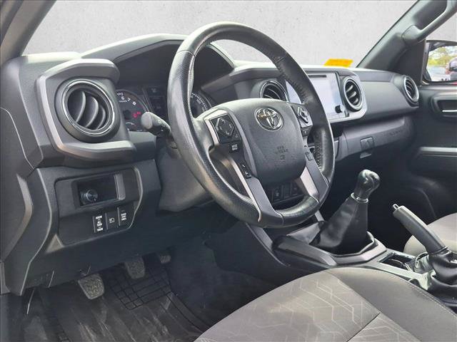 Used 2018 Toyota Tacoma TRD Sport w/ Technology Package AWD/4WD image 9