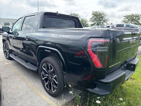 Used 2026 GMC Sierra EV Denali AWD/4WD image 2