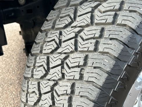 Used 2024 RAM 1500 Laramie image 23