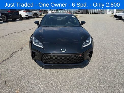 Used 2025 Toyota GR86 Premium RWD image 6