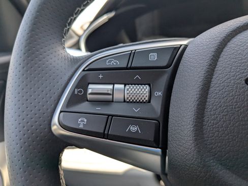 New 2025 Genesis G70 2.5T image 18