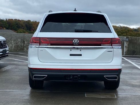 New 2026 Volkswagen Atlas SE image 4