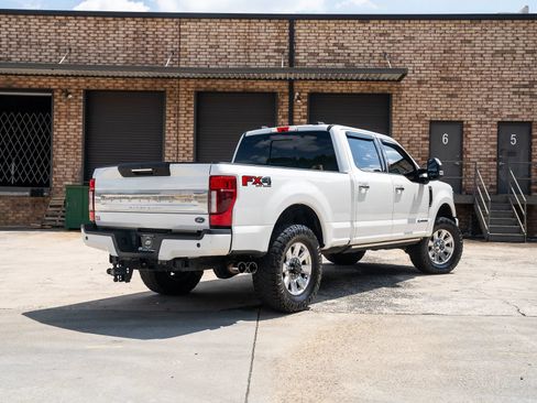 Used 2021 Ford F250 Platinum AWD/4WD image 2