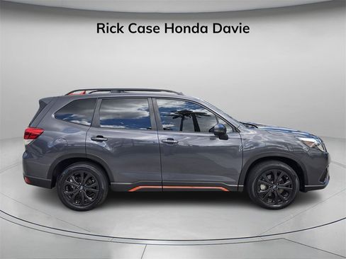 Used 2023 Subaru Forester Sport image 3