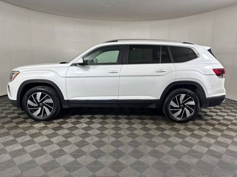 Certified 2024 Volkswagen Atlas SEL AWD/4WD image 7