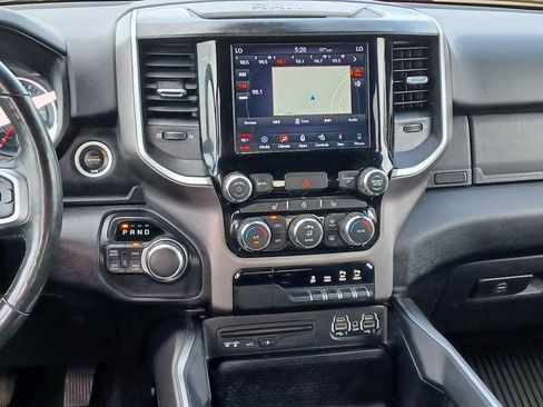 Used 2019 RAM 1500 Big Horn AWD/4WD image 30