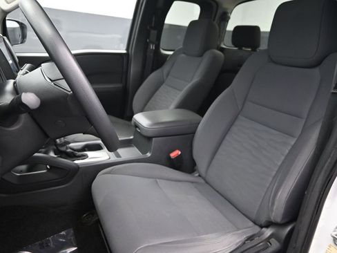 Used 2022 Nissan Frontier S image 13