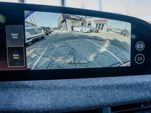 Used 2024 Lucid Air Touring image 11