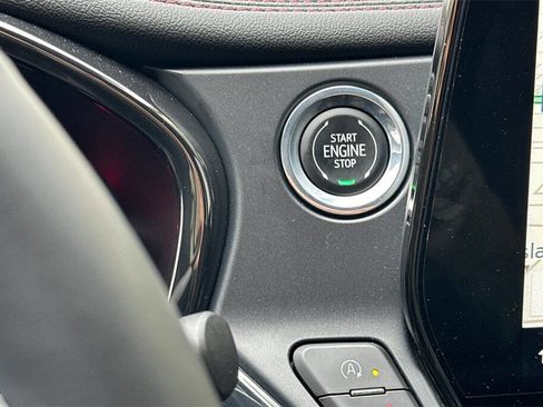 Used 2024 Chevrolet Blazer RS w/ Driver Confidence II Package image 23