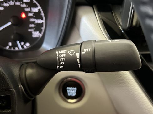 Used 2023 Toyota Corolla SE w/ Carpet Mat Package (TMS) FWD image 35