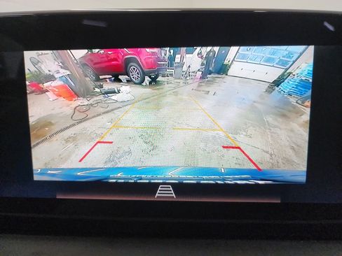 Used 2024 Buick Encore GX Avenir w/ Avenir Convenience Package image 20