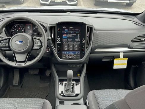 Certified 2025 Subaru Forester Premium AWD/4WD image 11