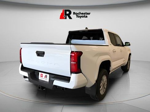 Used 2025 Toyota Tacoma SR5 RWD image 3