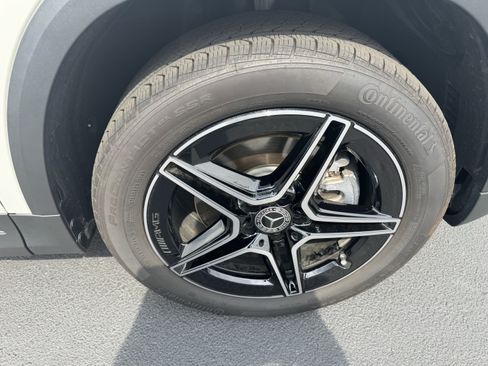 Used 2026 Mercedes-Benz GLA 250 4MATIC image 13