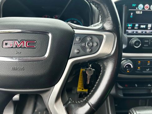 Used 2018 GMC Canyon SLE w/ SLE Convenience Package image 17