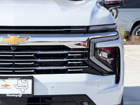 New 2026 Chevrolet Suburban Premier w/ Sun And Tow Package image 8
