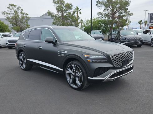 Certified 2026 Genesis GV80 3.5T Prestige AWD/4WD image 2