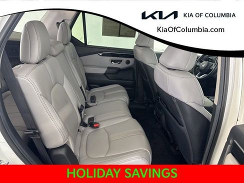 Used 2025 Honda Pilot Touring image 24