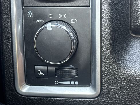 Used 2024 RAM 1500 Classic Warlock AWD/4WD image 14