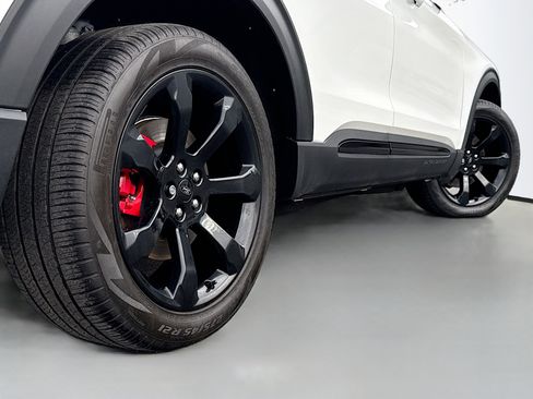 Used 2023 Ford Explorer ST w/ Equipment Group 401A image 16