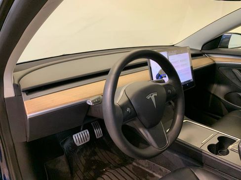 Used 2022 Tesla Model 3 Performance image 13