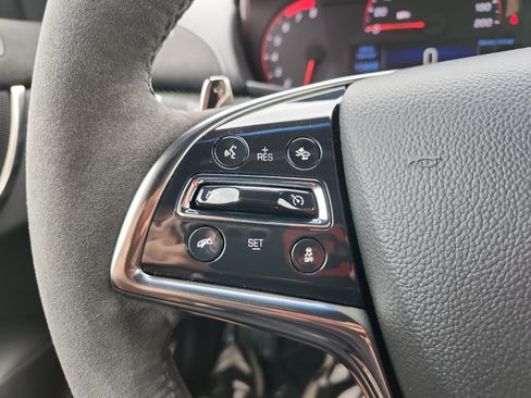 Used 2016 Cadillac ATS V w/ Luxury Package RWD image 25