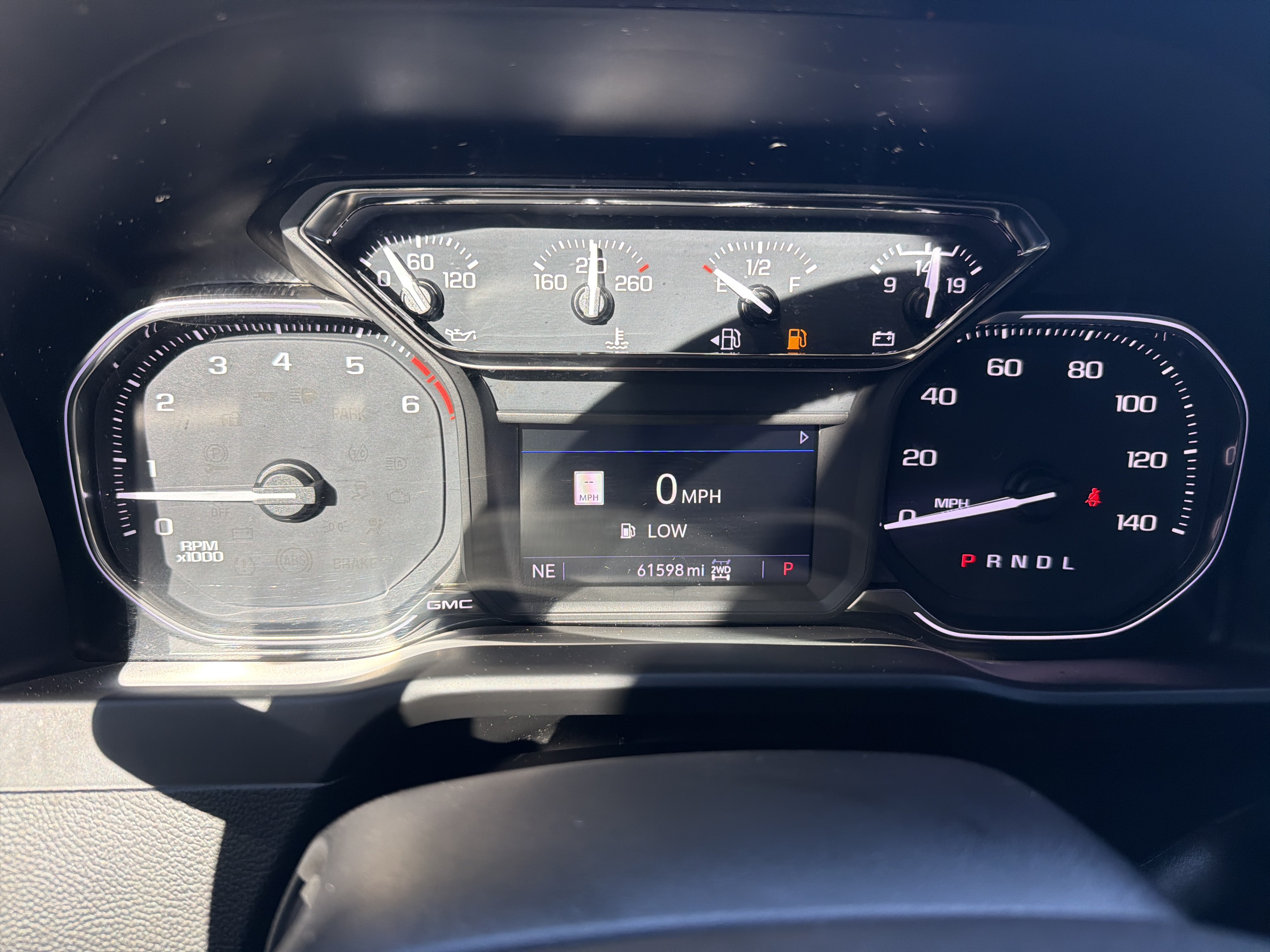 Used 2021 GMC Sierra 1500 AT4 w/ AT4 Preferred Package AWD/4WD image 20
