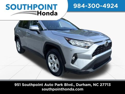 Used 2020 Toyota RAV4 XLE image 1