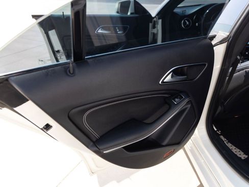 Used 2018 Mercedes-Benz CLA 250 4MATIC image 24