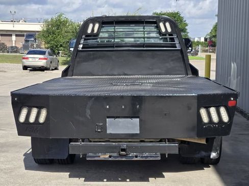 Used 2021 Ford F550 4x4 Crew Cab Super Duty w/ Power Equipment Group image 9