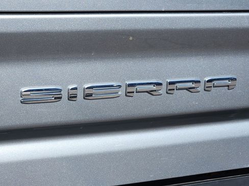 Used 2024 GMC Sierra 2500 AT4 w/ AT4 Premium Plus Package image 12