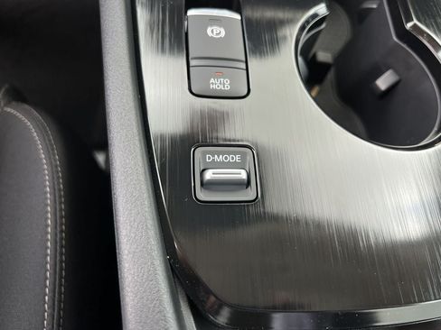 New 2026 Nissan Rogue SV FWD image 12